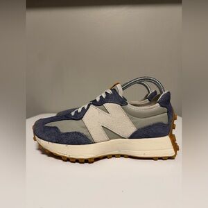 NEW BALANCE 327 Dark Arctic Grey Olivine Sneakers U327SD Women’s US 8 UK 6